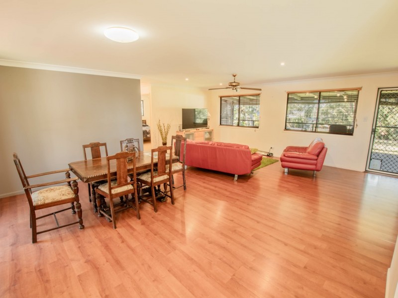 24-26 Banksia Street, Russell Island QLD 4184