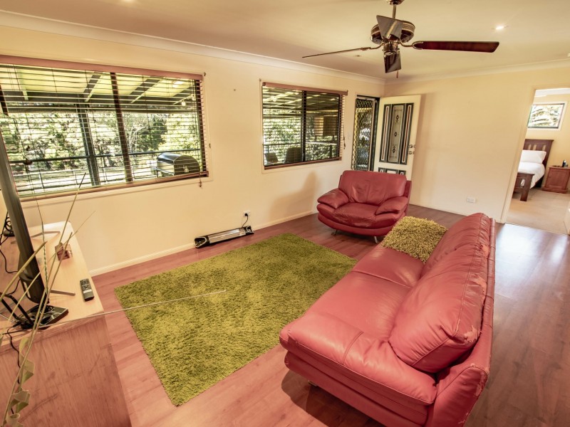 24-26 Banksia Street, Russell Island QLD 4184