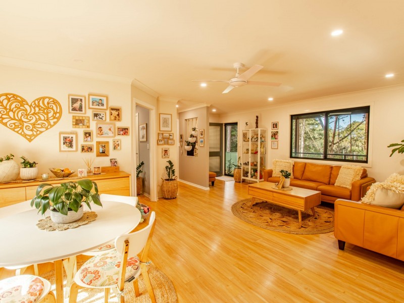 15 Darling Street, Russell Island QLD 4184