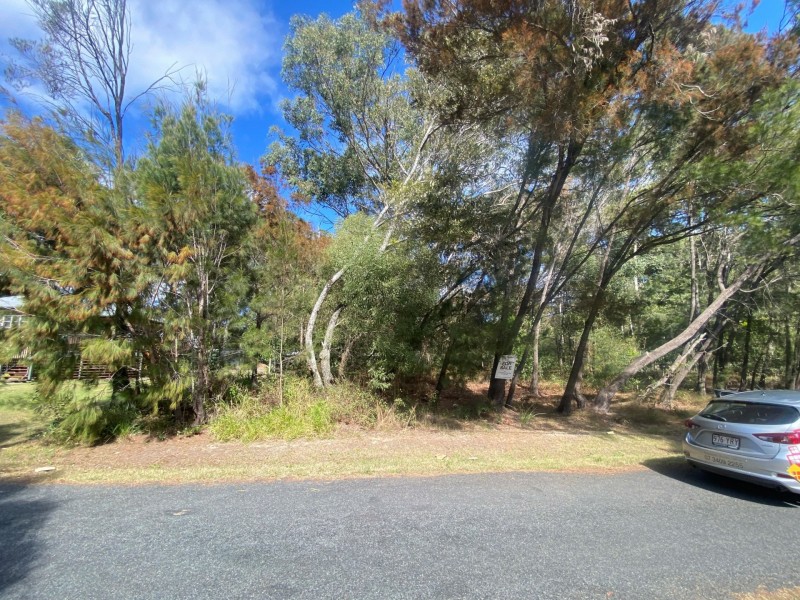 4 Sapphire, Russell Island QLD 4184