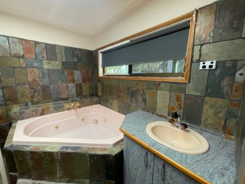 18 Ilumba Street, Russell Island QLD 4184