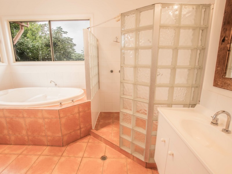 34-36 Highland street, Russell Island QLD 4184