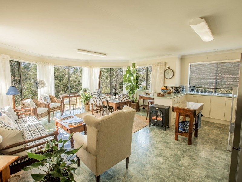 95 Highland Ridge, Russell Island QLD 4184