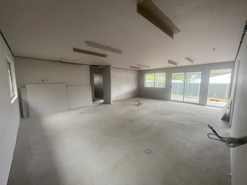 11 Kamar Street, Russell Island QLD 4184