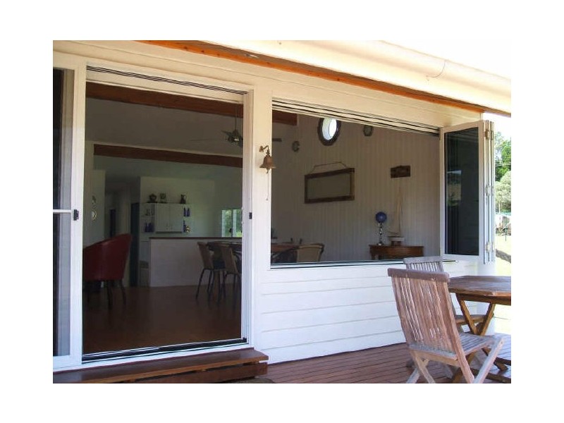 Russell Island QLD 4184