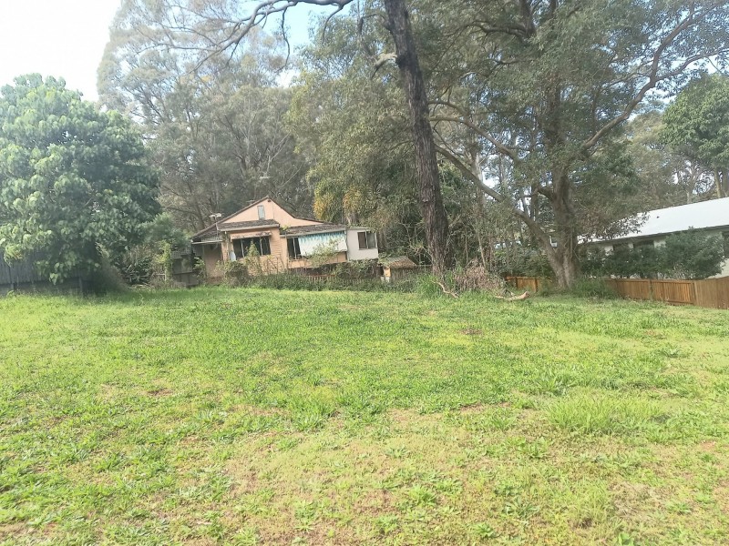 4 TONGA AVE, Russell Island QLD 4184