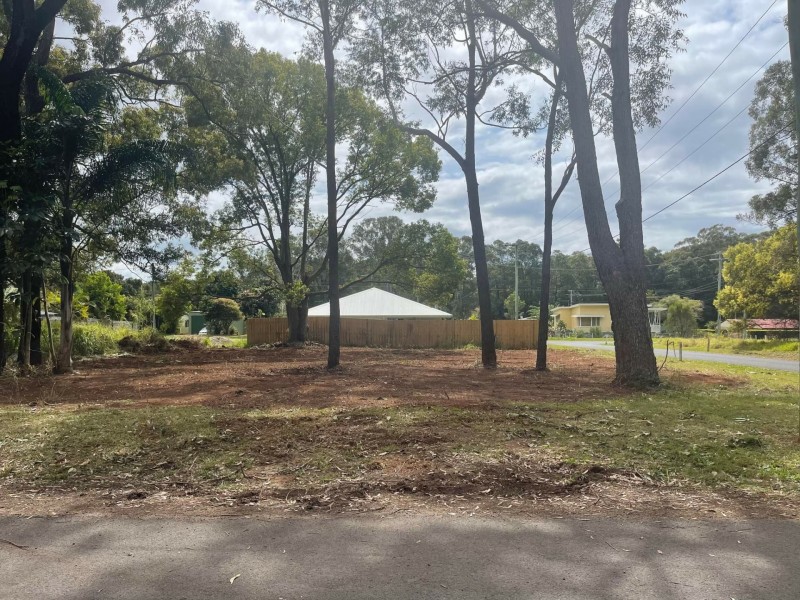 1 Taylor Street, Russell Island QLD 4184