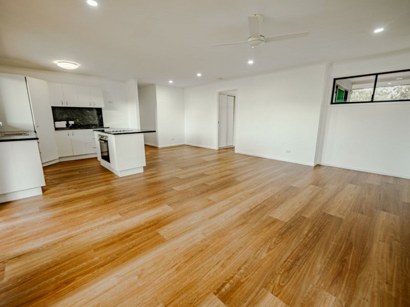 8 Taylor, Russell Island QLD 4184