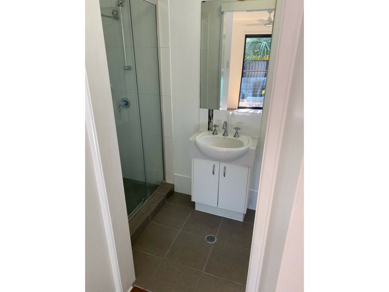 8 Taylor, Russell Island QLD 4184