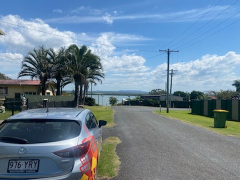 16 PANORAMA AVE, Russell Island QLD 4184