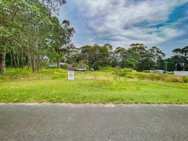 84 Laurel Street., Russell Island QLD 4184