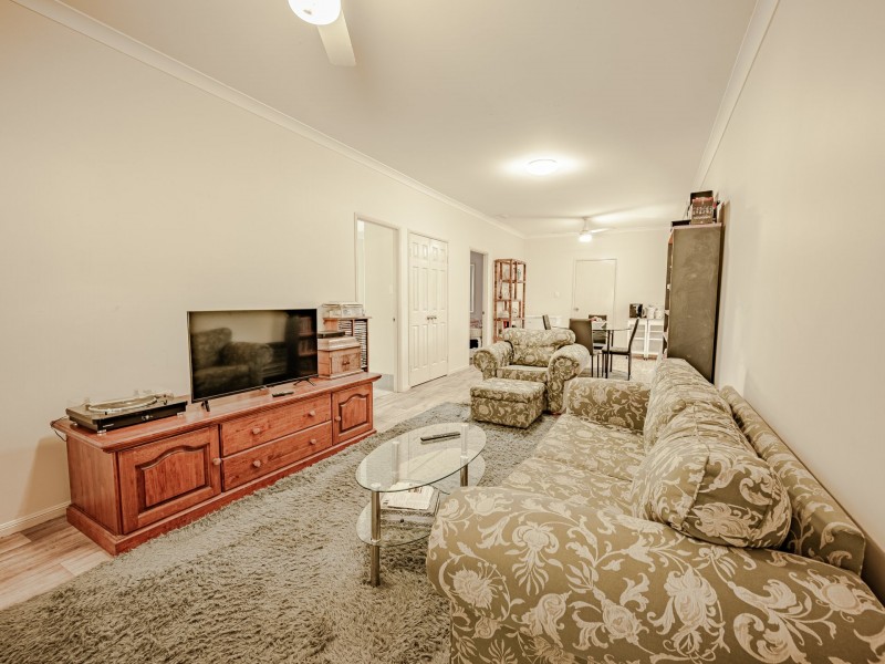 21 Wentworth Parade, Russell Island QLD 4184