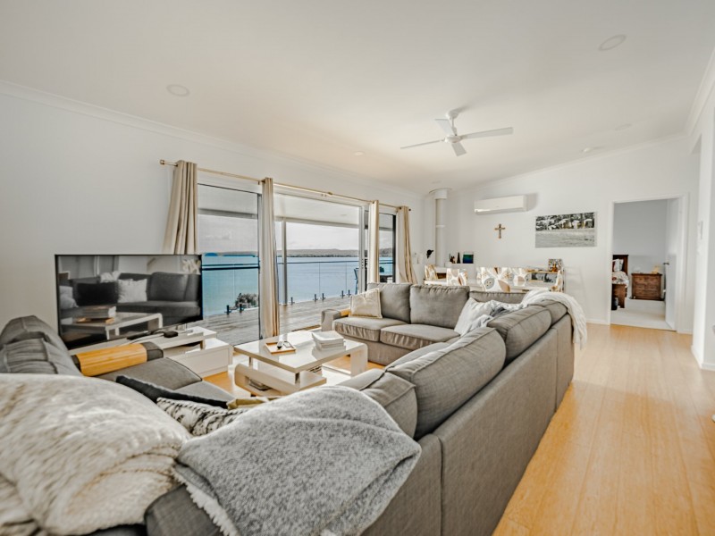 Russell Island QLD 4184