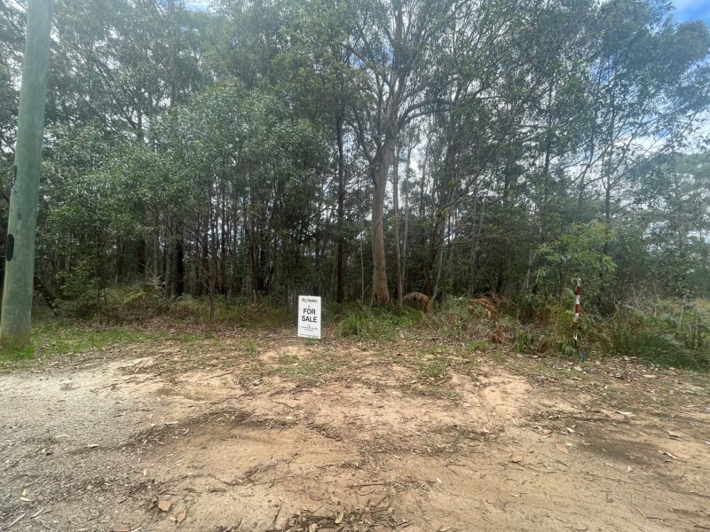 4 Deenya Parade, Russell Island QLD 4184