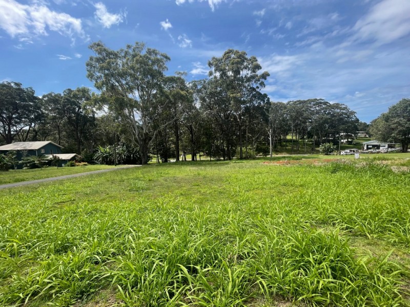 19 Mountain View Cres, Russell Island QLD 4184
