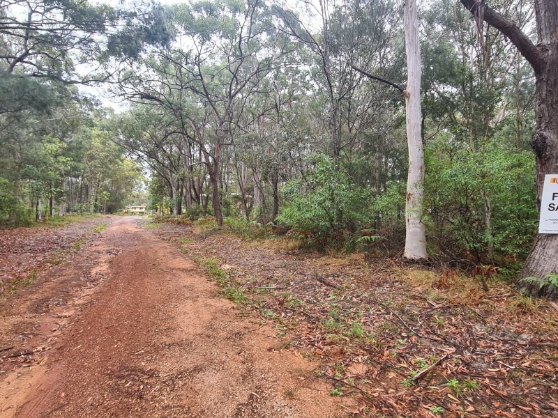 20 Dickenson Drive, Russell Island QLD 4184