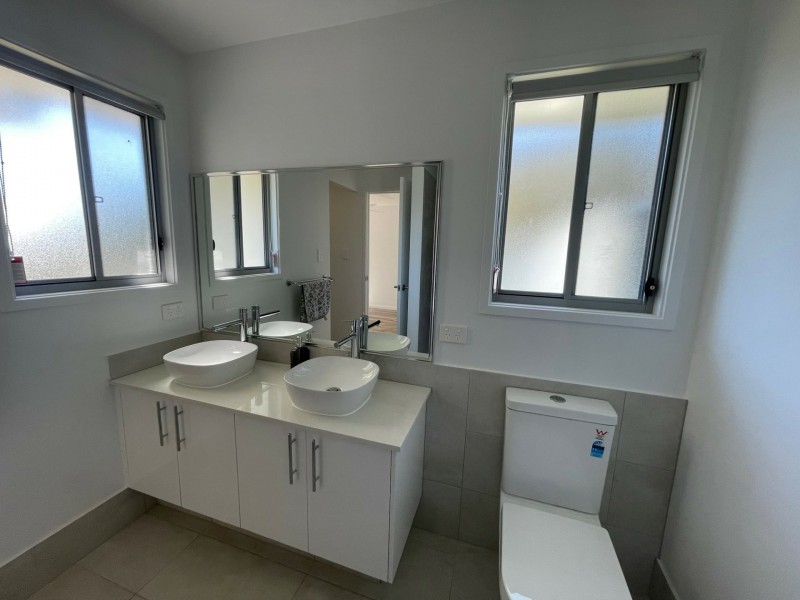 12 Aralia Street, Russell Island QLD 4184