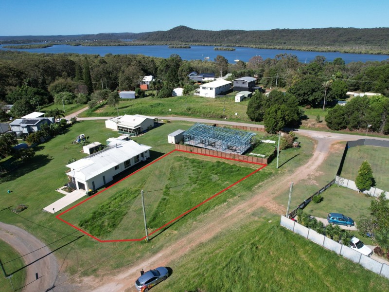 31 Boeing Ridge Road, Russell Island QLD 4184