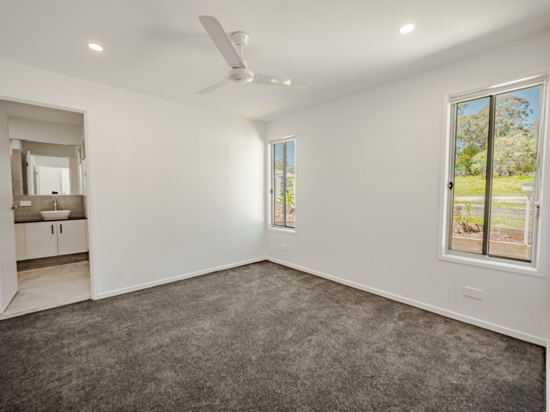 23 Woomera St, Russell Island QLD 4184