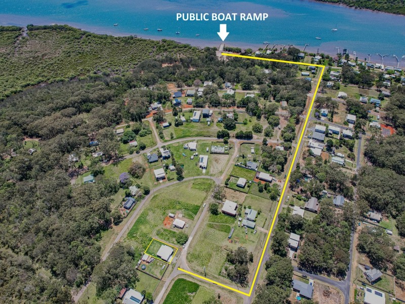 23 Woomera St, Russell Island QLD 4184