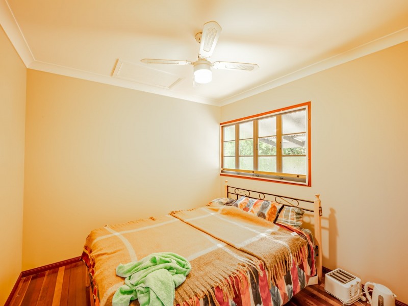 6 Sapphire, Russell Island QLD 4184