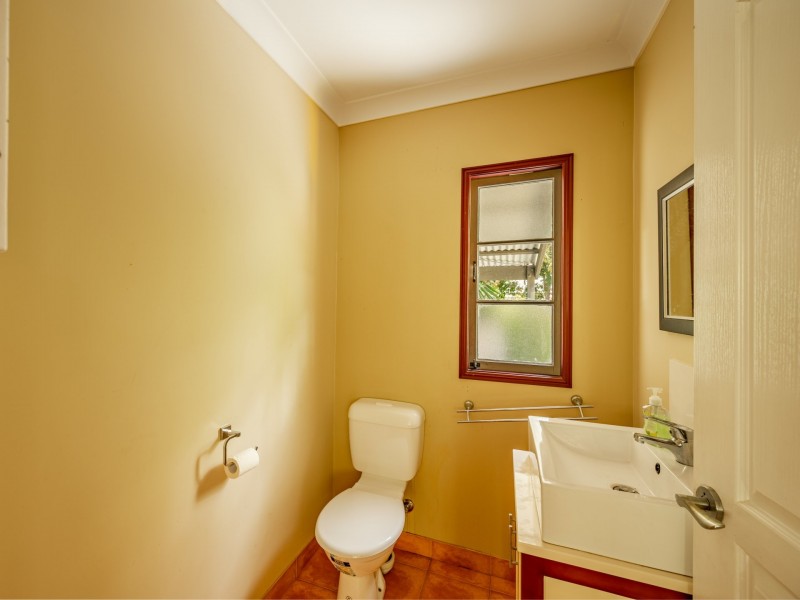 6 Sapphire, Russell Island QLD 4184