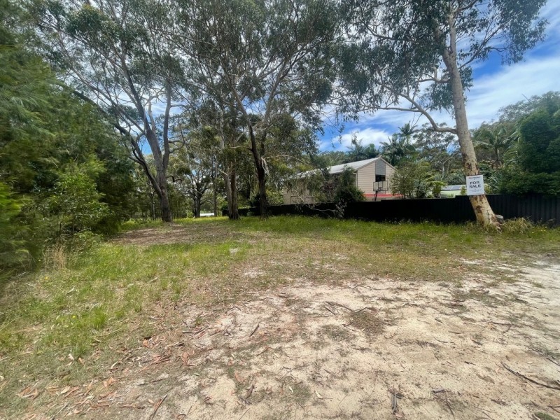 45 Minjerriba Rd, Russell Island QLD 4184