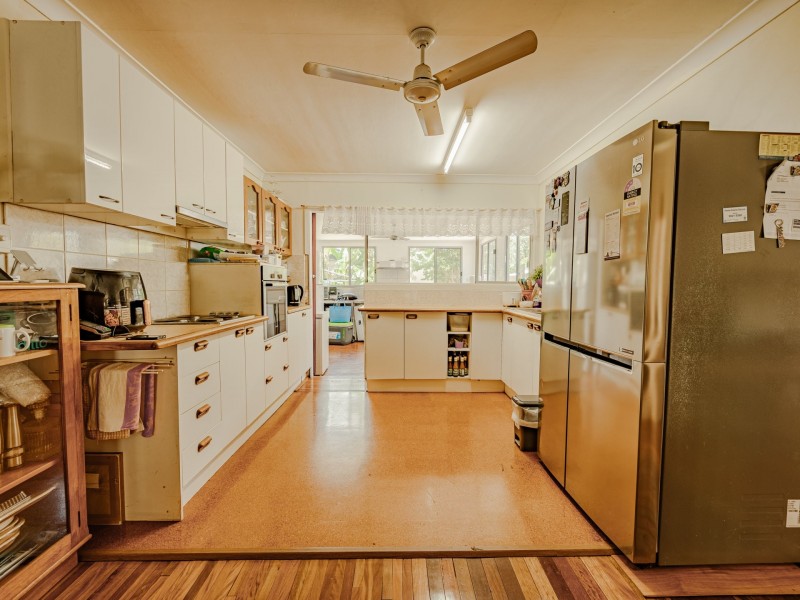 15-17 Jiwali Street, Russell Island QLD 4184