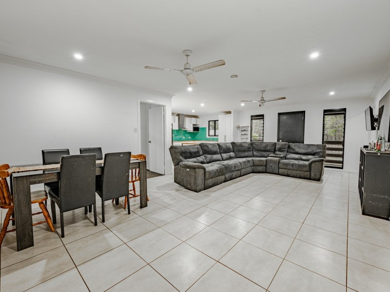 11 Tulip, Russell Island QLD 4184
