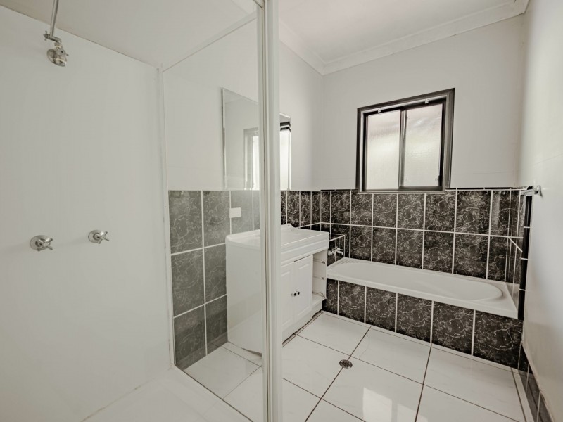 48 ROSSI AVE, Russell Island QLD 4184