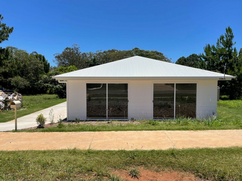 19 Robert Street, Russell Island QLD 4184