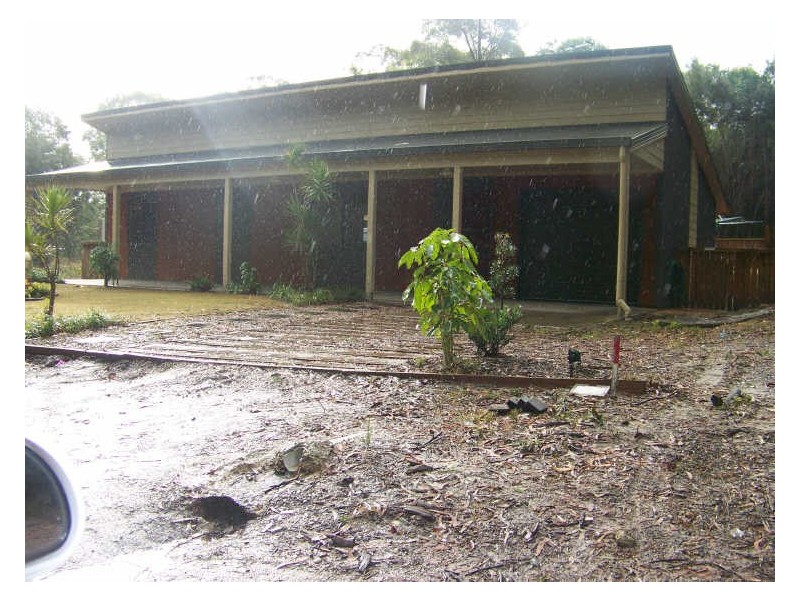 13 Emerald St, Russell Island QLD 4184