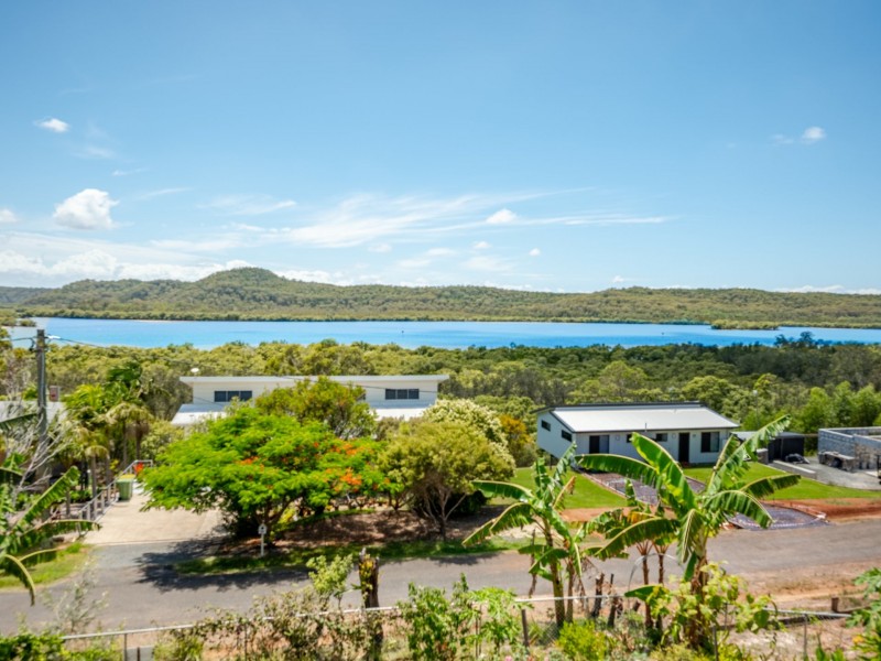 13 Opal Court, Russell Island QLD 4184
