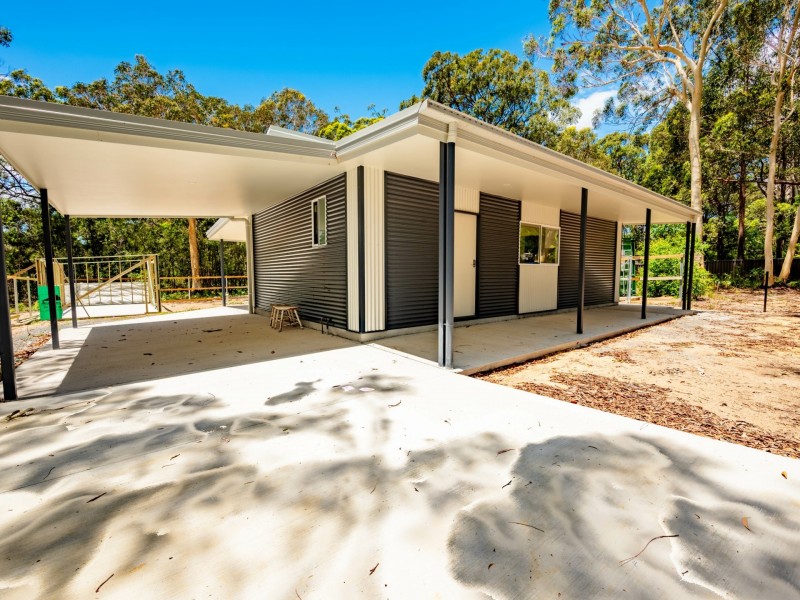 31 COOK AVE, Russell Island QLD 4184