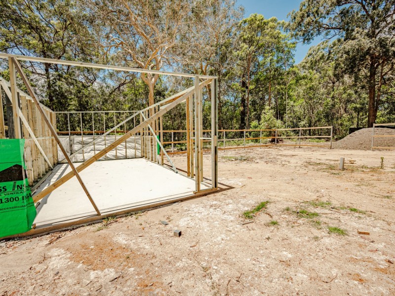 31 COOK AVE, Russell Island QLD 4184