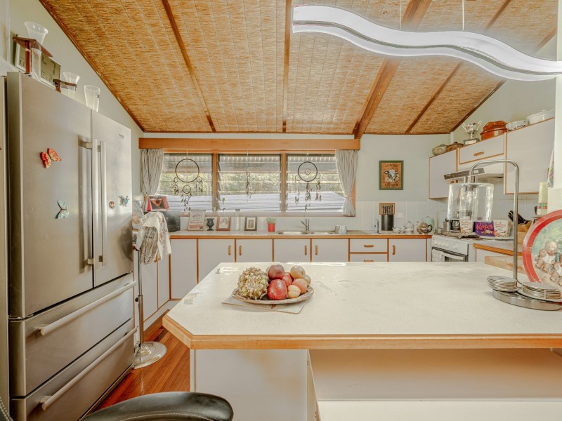 12 FRANGIPANNI STREET, Russell Island QLD 4184