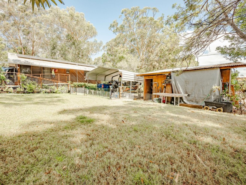 12 FRANGIPANNI STREET, Russell Island QLD 4184