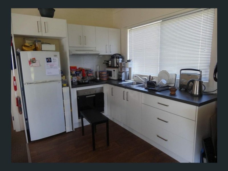 6 SLOOP STREET, Russell Island QLD 4184