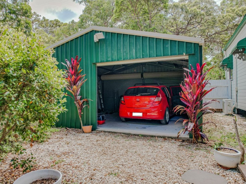 36 KENNEDY AVE, Russell Island QLD 4184