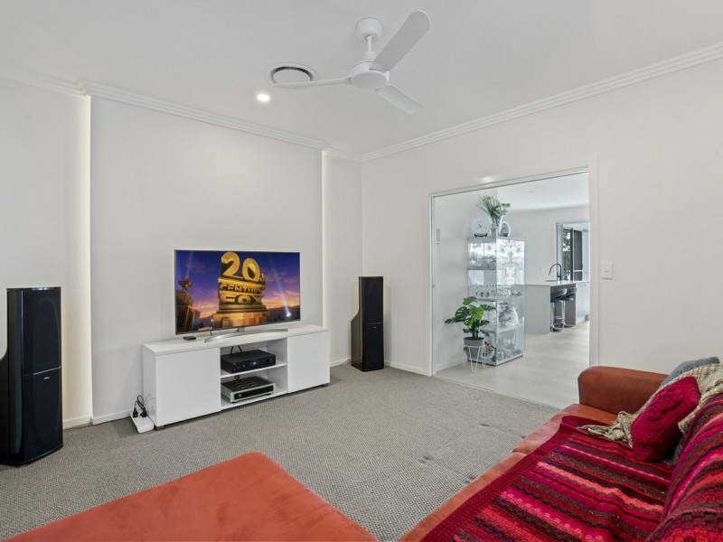 17 Bay Dve, Russell Island QLD 4184