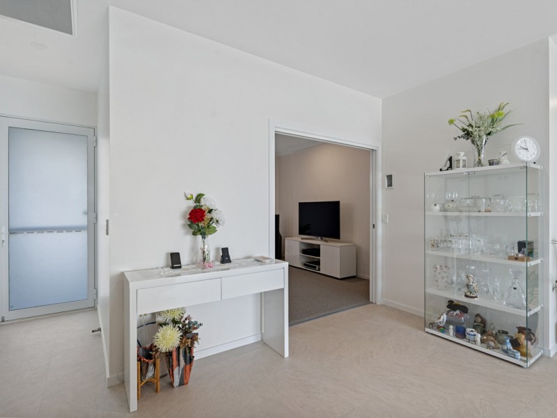 17 Bay Dve, Russell Island QLD 4184