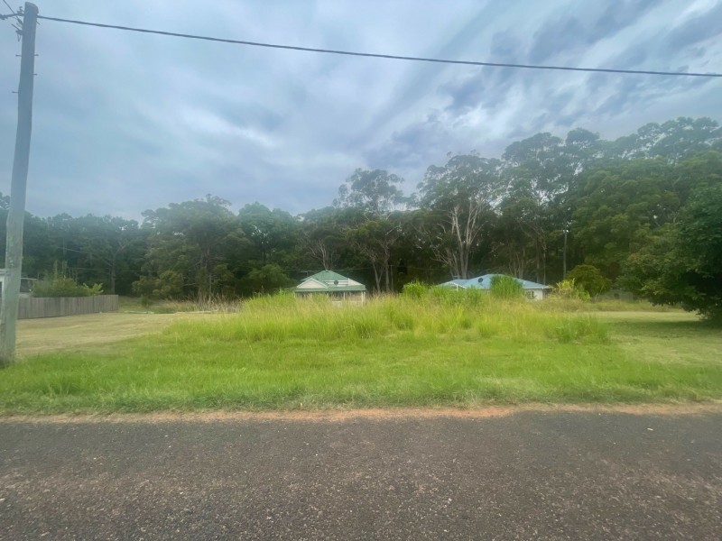 21 GREVILLEA STREET, Russell Island QLD 4184