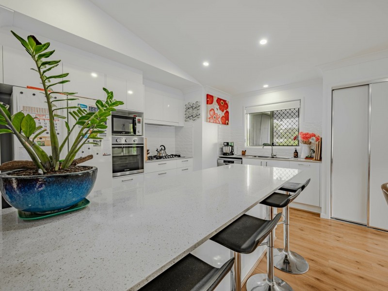 13 Bunning Street, Russell Island QLD 4184
