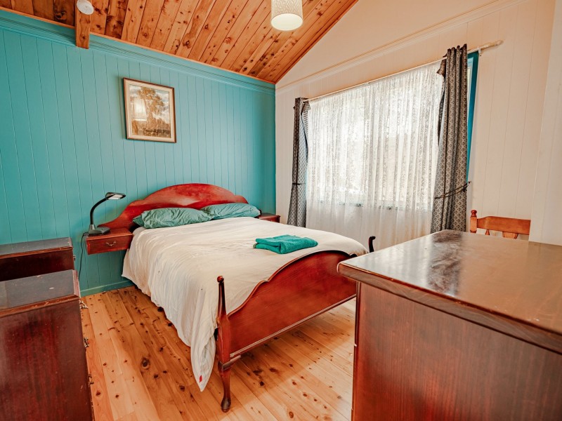 24 BARCELONA, Russell Island QLD 4184