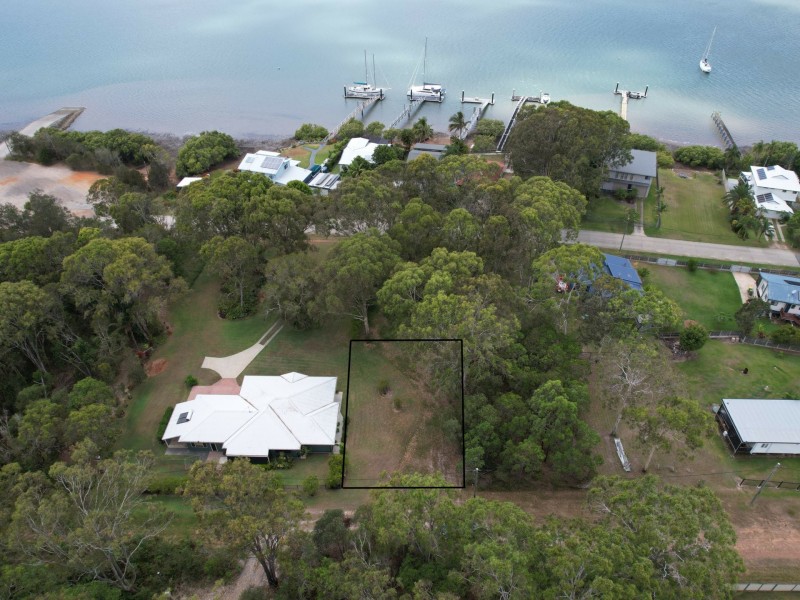 13 Scenic Drive, Russell Island QLD 4184