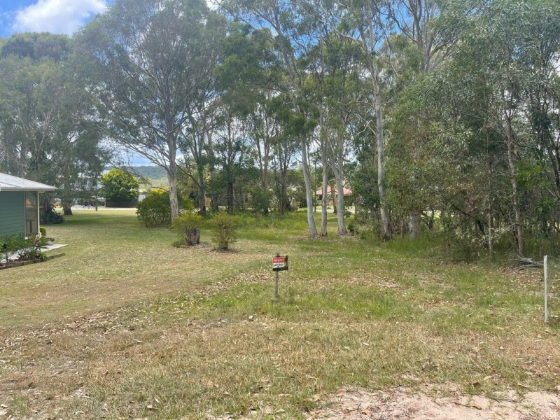 13 Scenic Drive, Russell Island QLD 4184