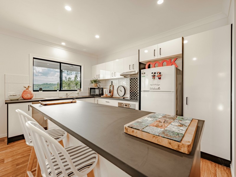 16-18 Highland Ridge Road, Russell Island QLD 4184