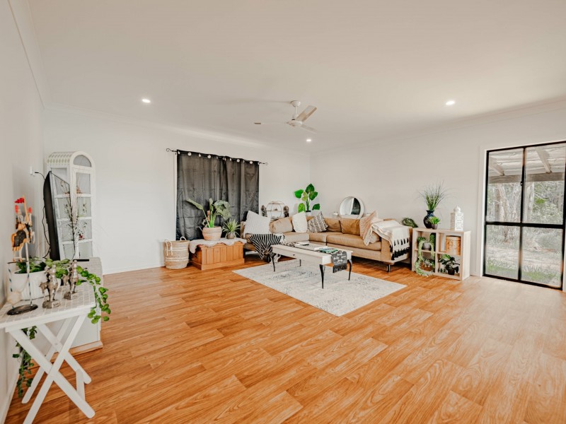 16-18 Highland Ridge Road, Russell Island QLD 4184