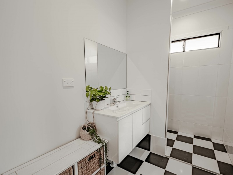 16-18 Highland Ridge Road, Russell Island QLD 4184