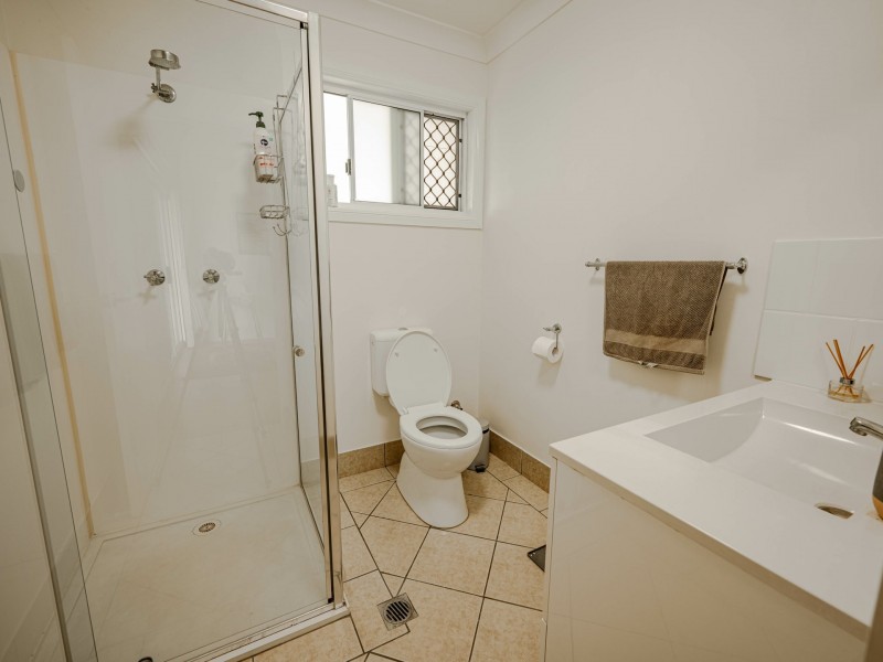 20 READING, Russell Island QLD 4184